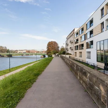 Riva Verona By Renters Prestige شقة كراكوفيا