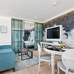 Riva Verona By Renters Prestige * Krakov